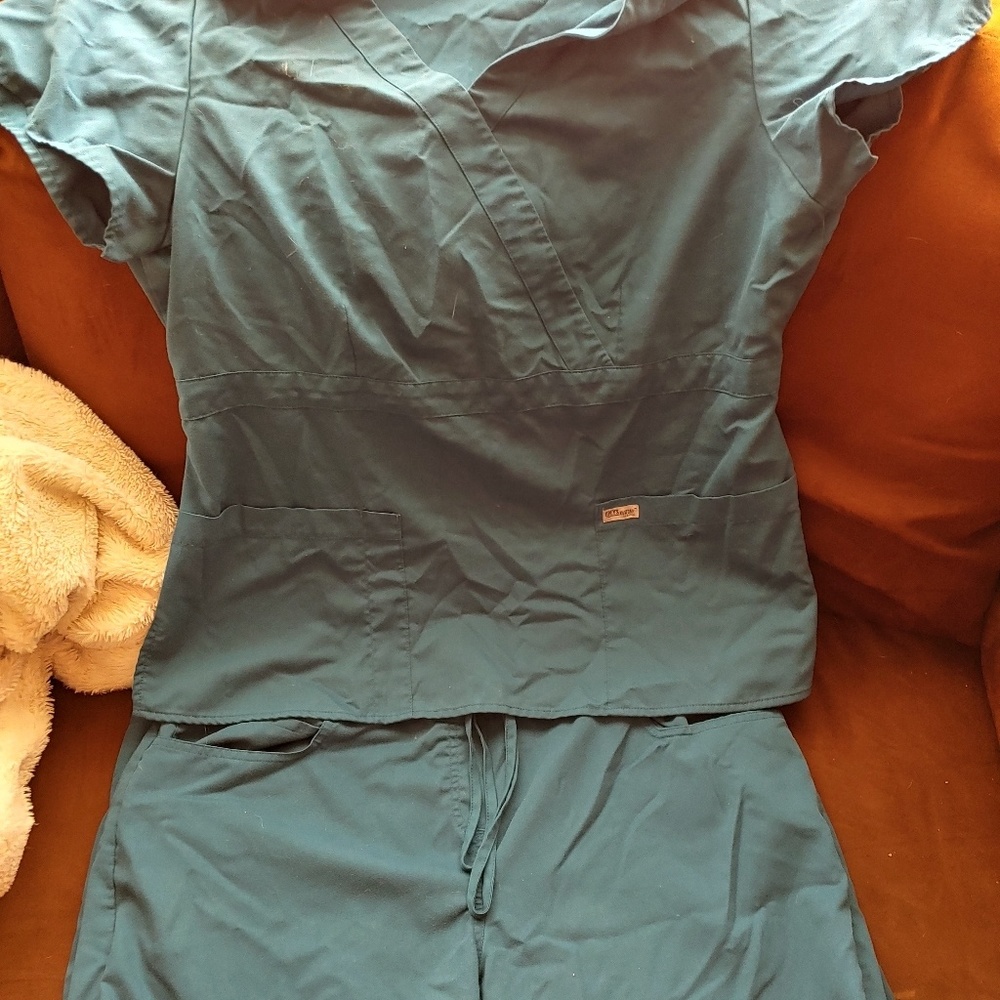 Grey's Anatomy Scrub set XL